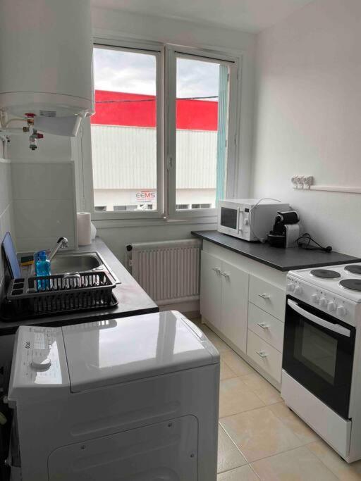 Bel Appartement Centre Ville De ビアルゾン エクステリア 写真